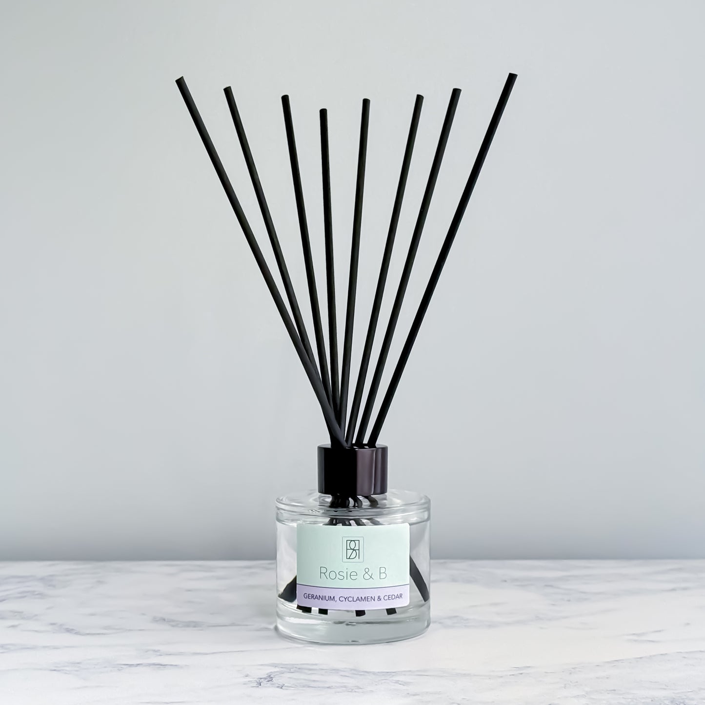 Geranium, Cyclamen & Cedar Reed Diffuser